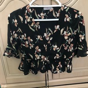 Black floral print crop top
